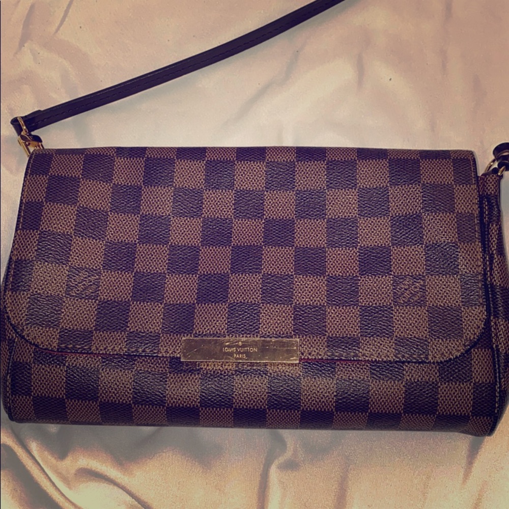 Louis Vuitton Favorite MM Crossbody & Wallet